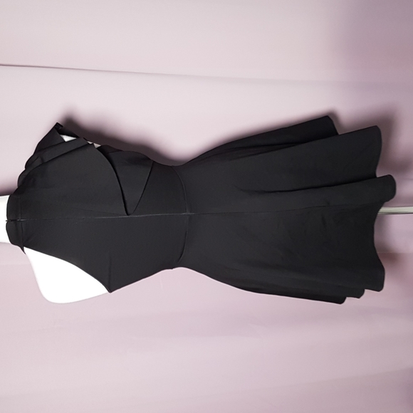 Lulu's black party dress - Picture 5 of 8